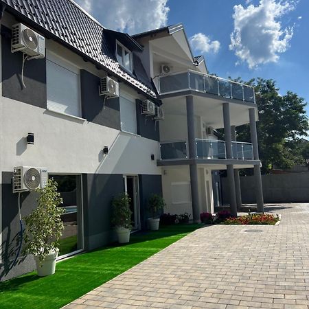 Hotel Big House Petrovaradin Exterior foto